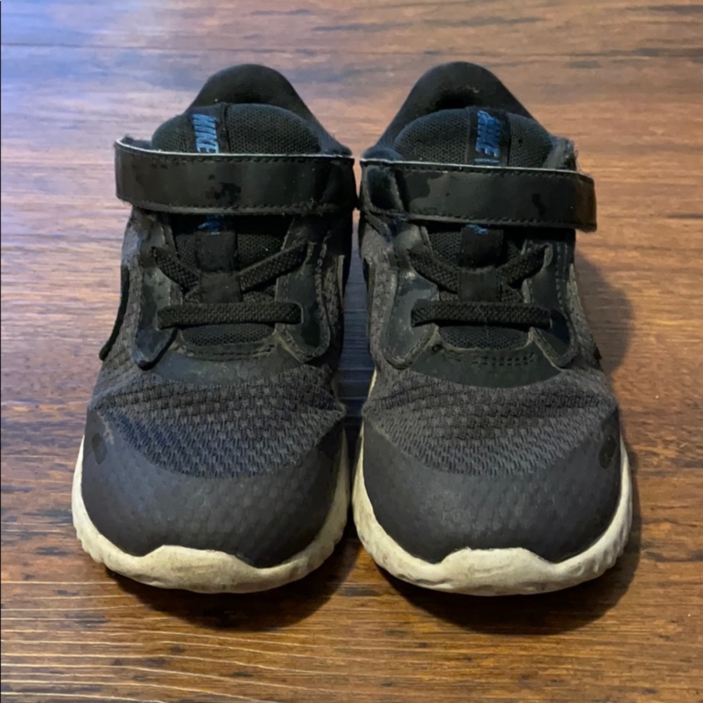 Kids Nike size 10C